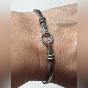 Gorgeous sterling silver hook and circle bracelet.  Stamped 925.
